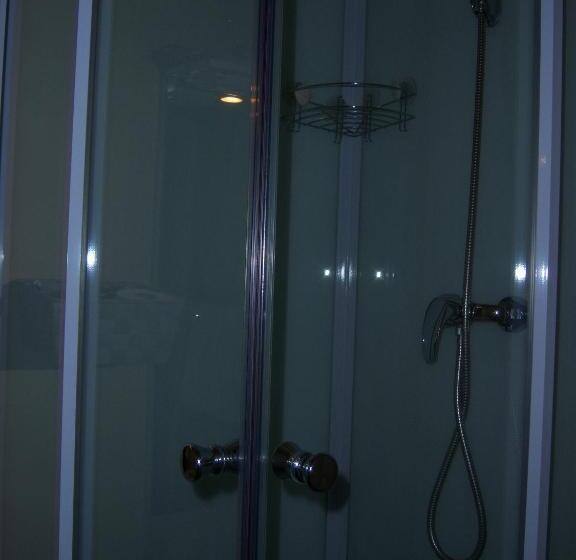 Отель Edelweiss