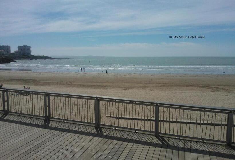 בית מלון כפרי Hôtel Emilie