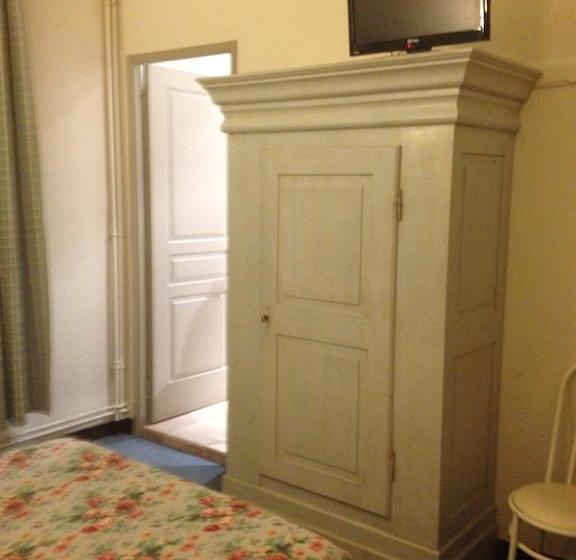 Отель Hôtel Restaurant Le Central