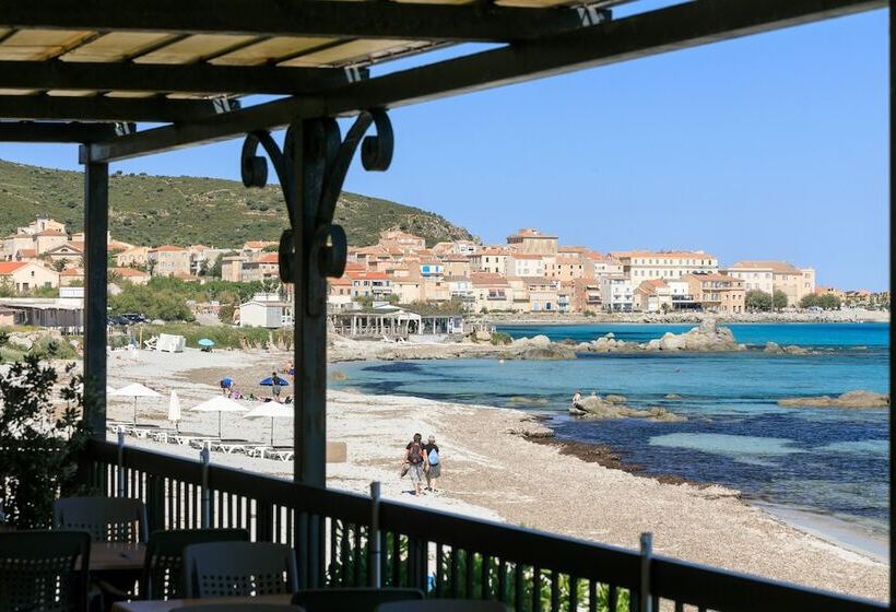 هتل Joseph Charles