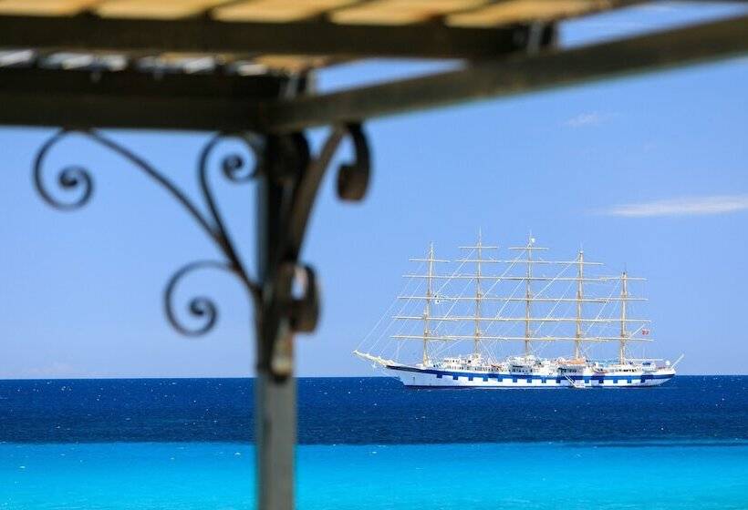 هتل Joseph Charles