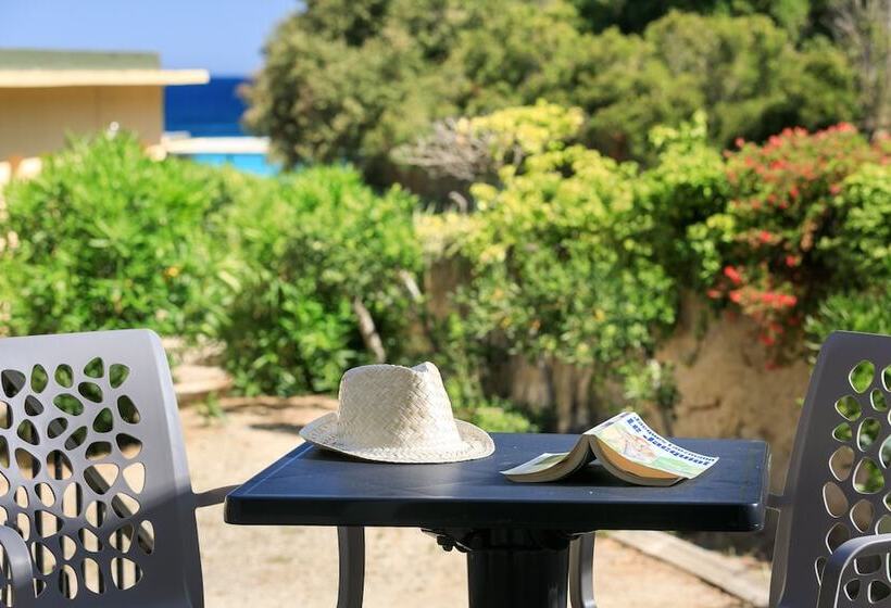 هتل Joseph Charles