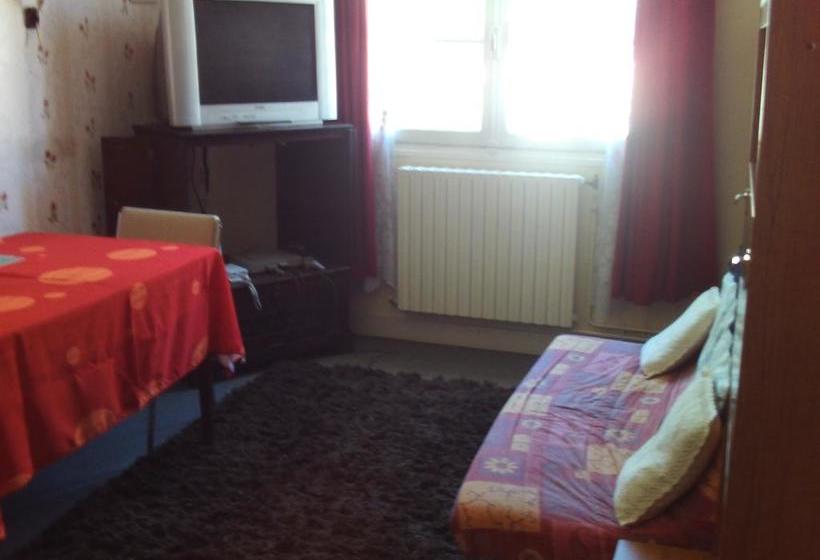 Lenard Charles Bed & Breakfast