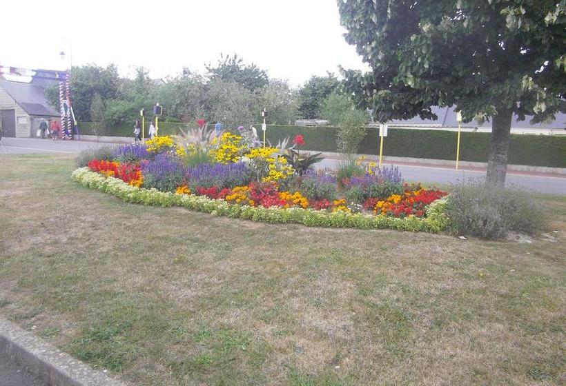 Lenard Charles Bed & Breakfast