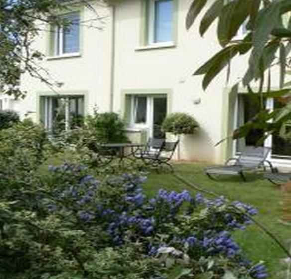 مبيت وإفطار Chambres D'hotes La Raspeliere