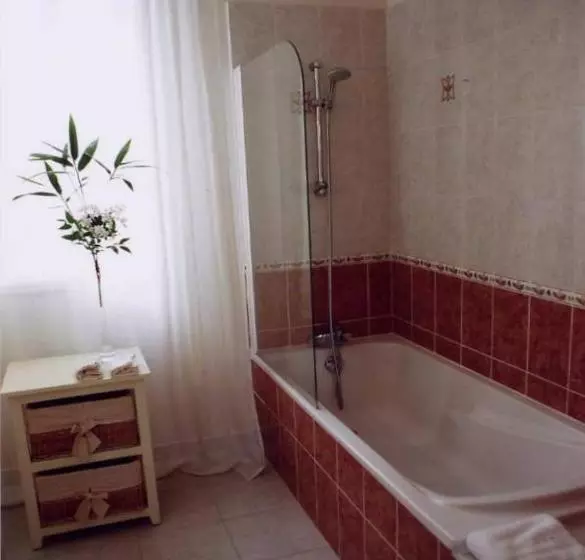 تختخواب و صبحانه Chambres D'hotes La Raspeliere