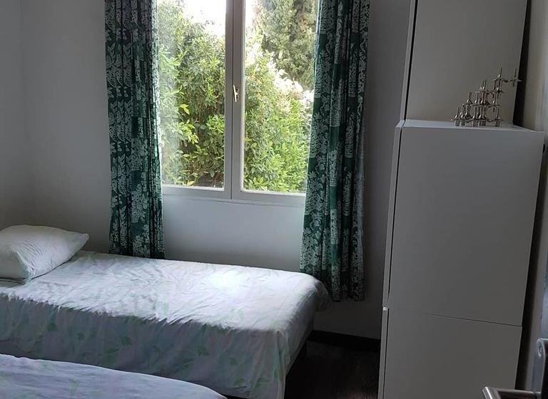 민박 Chambres D Hôtes Aux Tournesols