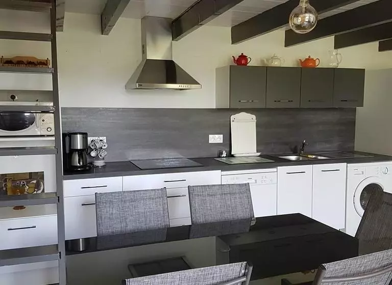 Aamiaismajoitus (B&B) Chambres D Hôtes Aux Tournesols