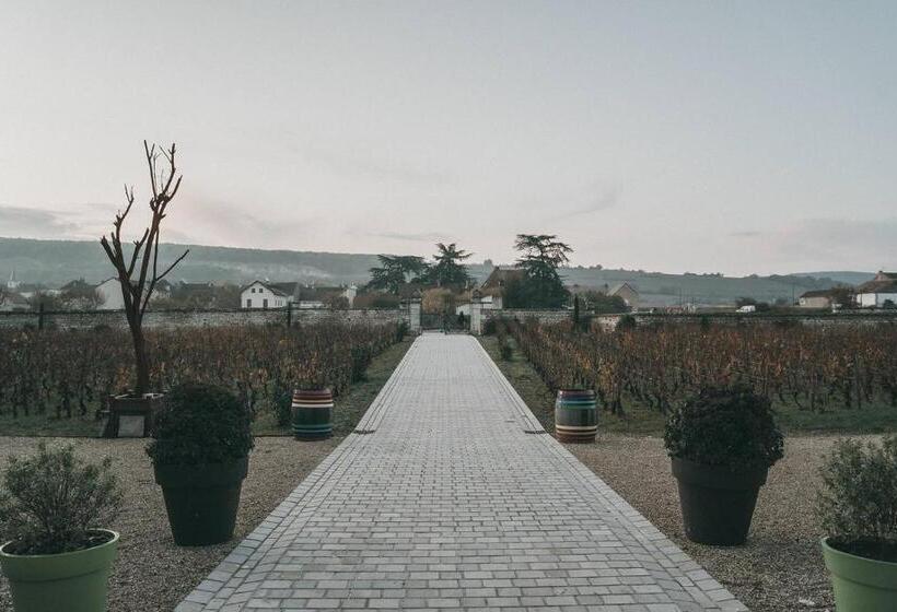 צימר Chateau De Chassagne Montrachet