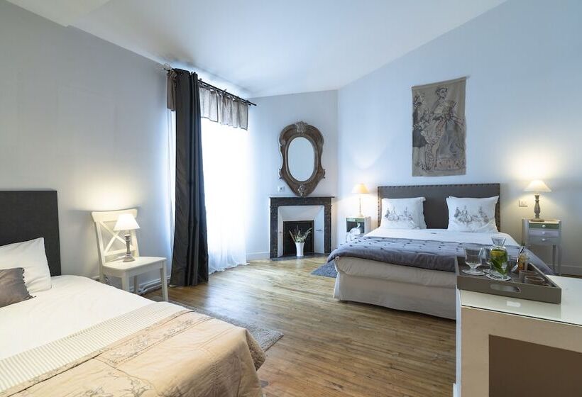 تختخواب و صبحانه La Maison De Marc