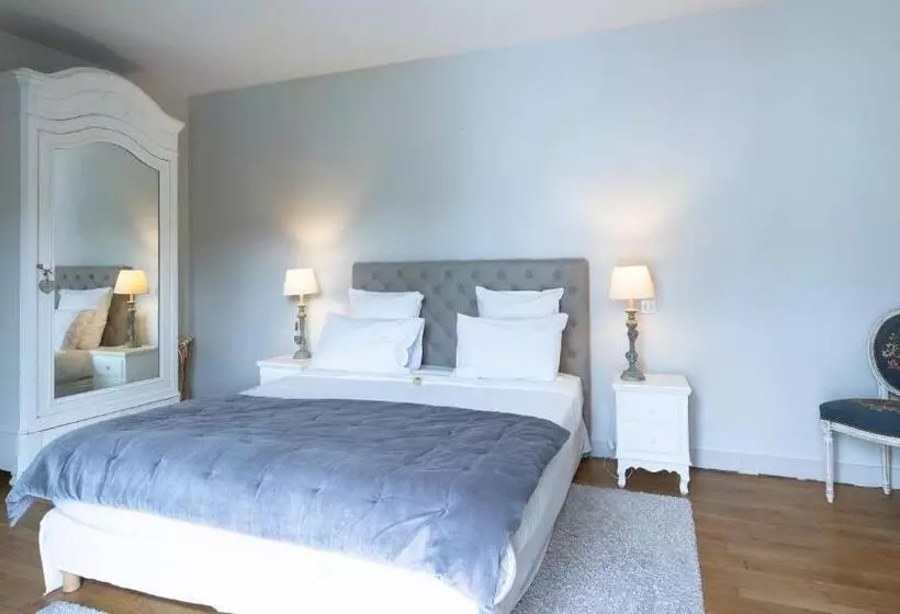 تختخواب و صبحانه La Maison De Marc
