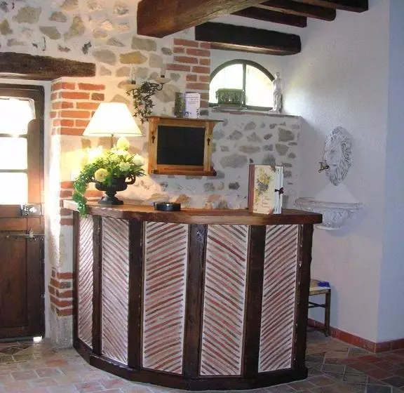 Aamiaismajoitus (B&B) La Petite Ferme