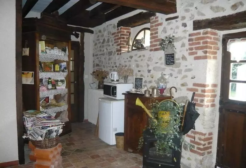 Aamiaismajoitus (B&B) La Petite Ferme