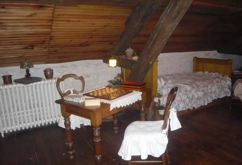 Aamiaismajoitus (B&B) La Petite Ferme