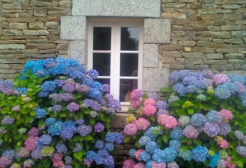 تختخواب و صبحانه Le Petit Kerangoï