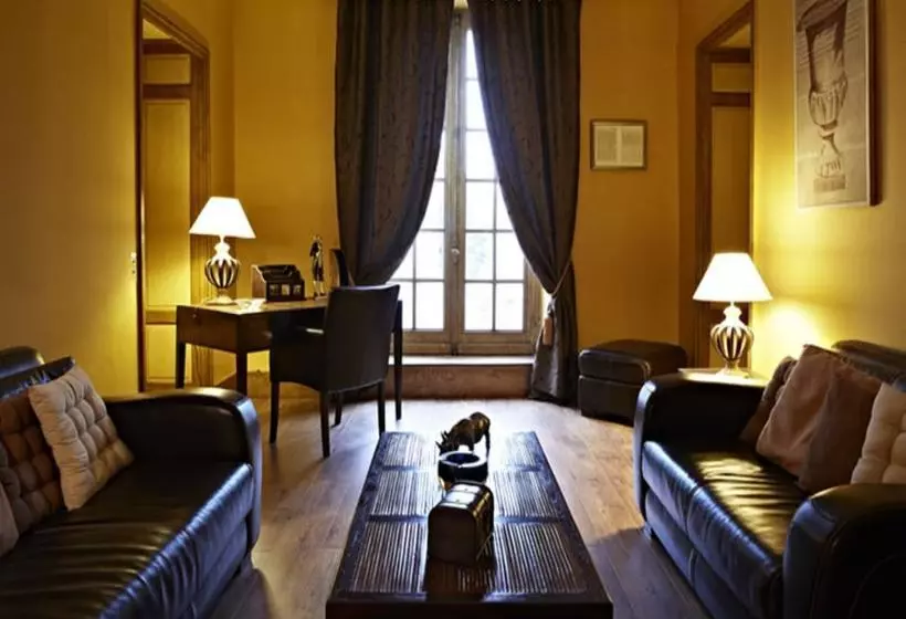 ベッドアンドブレックファースト Maison D Hôtes Les Jardins De Mazamet