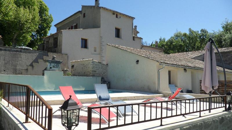 مبيت وإفطار Les ânes De Forcalquier