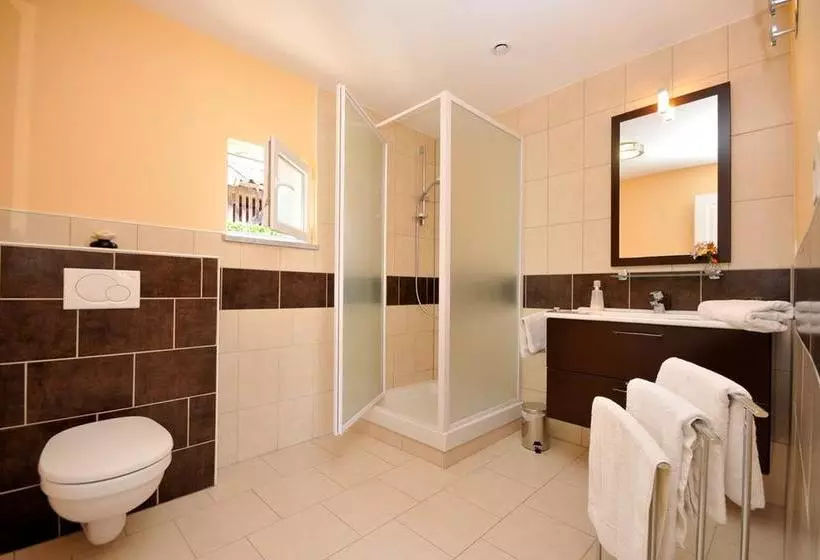 Aamiaismajoitus (B&B) Les Puits