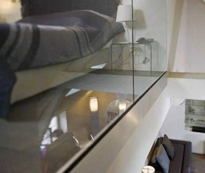 تختخواب و صبحانه Maison D Hote De Myon