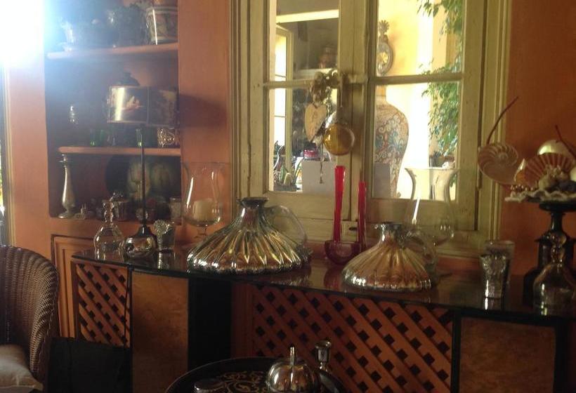 住宿加早餐  Maison D'hôtes Mas De Barbut