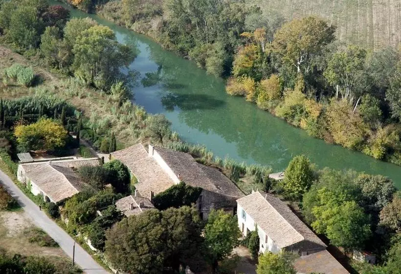Aamiaismajoitus (B&B) Maison D'hôtes Mas De Barbut