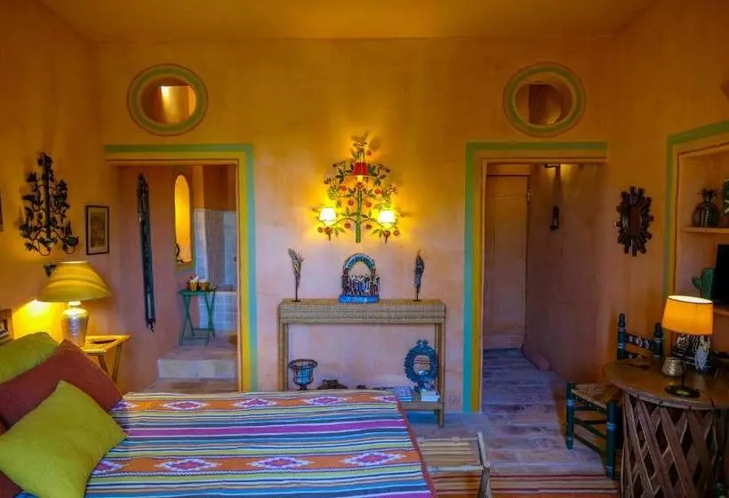 Aamiaismajoitus (B&B) Maison D'hôtes Mas De Barbut