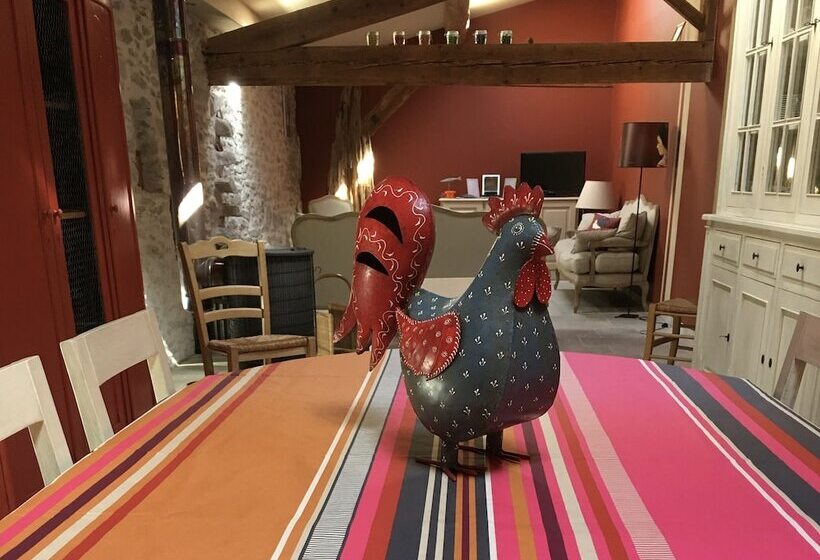 مبيت وإفطار Maison De Margot