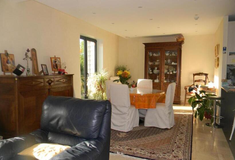 Bed and Breakfast Maison Magdala