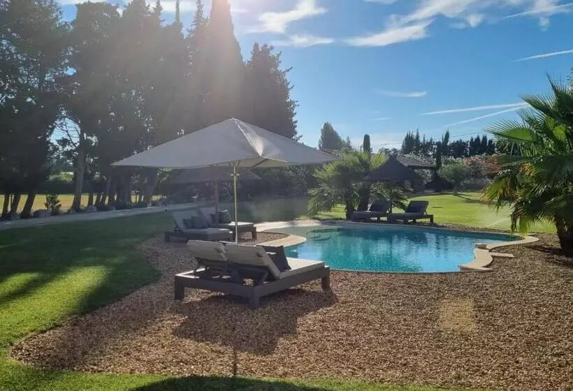Aamiaismajoitus (B&B) Mas Paloma