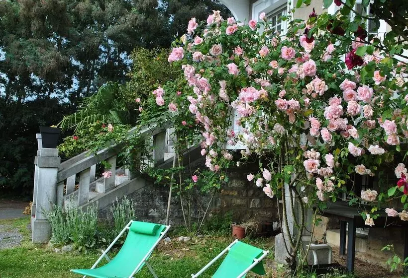 Aamiaismajoitus (B&B) Villa Hortebise