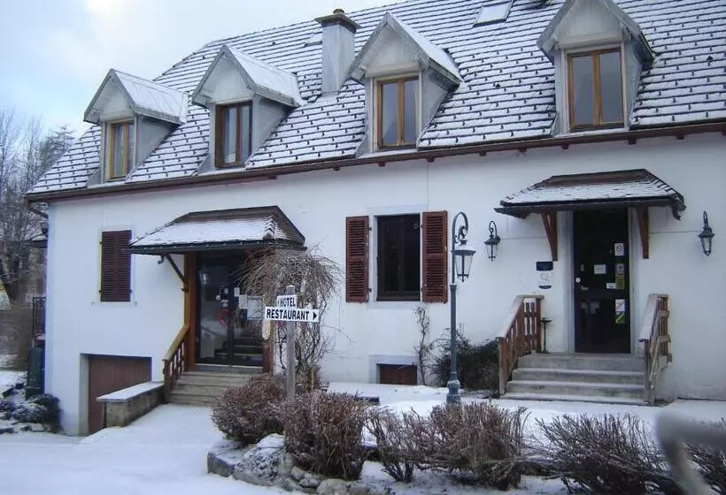 Hotelli Auberge De La Rivière