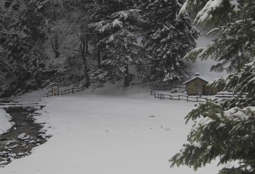 ホテル Gite Auberge Les Cascades