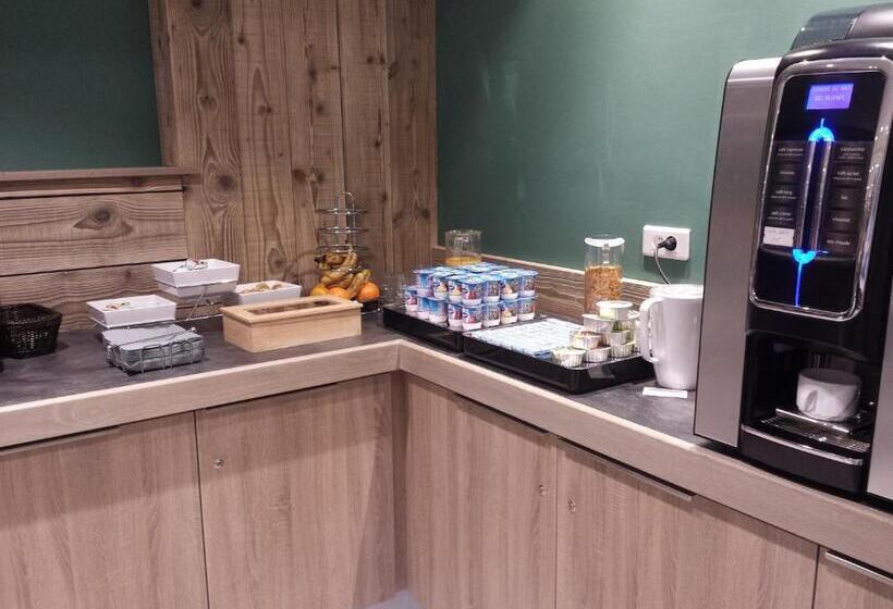 فندق Domaine Du Haut Des Bluches