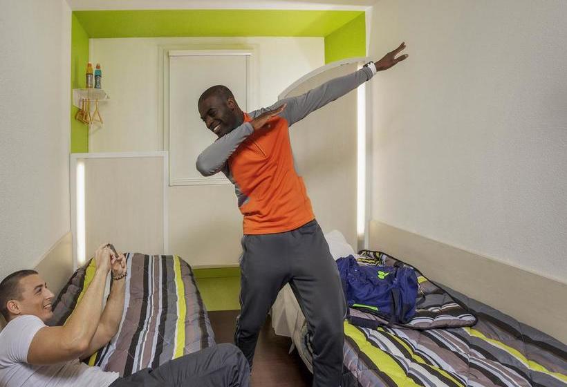 호텔 First Eco Savigny Villemoisson Centre Commercial Carrefour