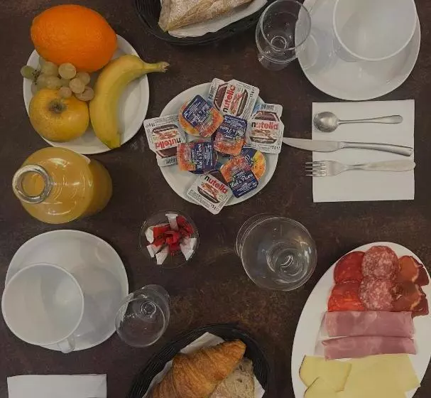 ホテル Hôtel Café Les Fleurs