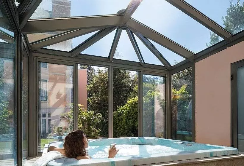 Otel Hôtel Spa Thermalia