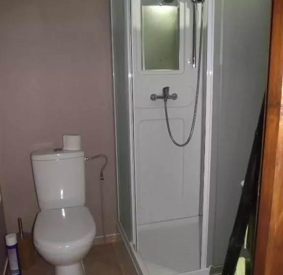ベッドアンドブレックファースト Chambre D'hôte Au Grenier D'abondance