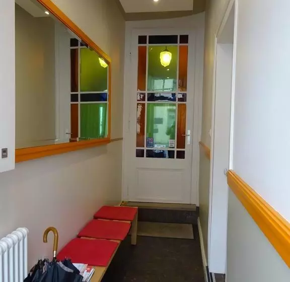 ベッドアンドブレックファースト Chambres D Hôtes Les Capucins