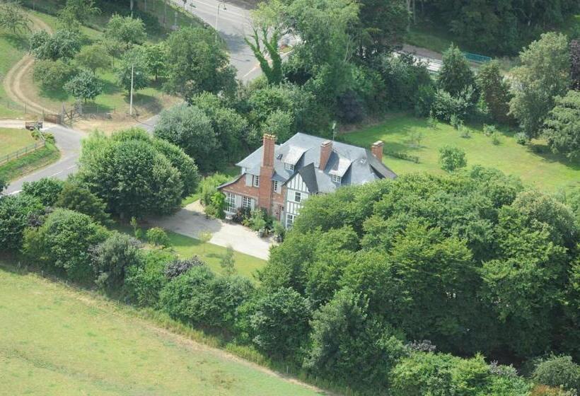 ベッドアンドブレックファースト Chambres D Hôtes & Spa Le Chat Chez Qui J Habite