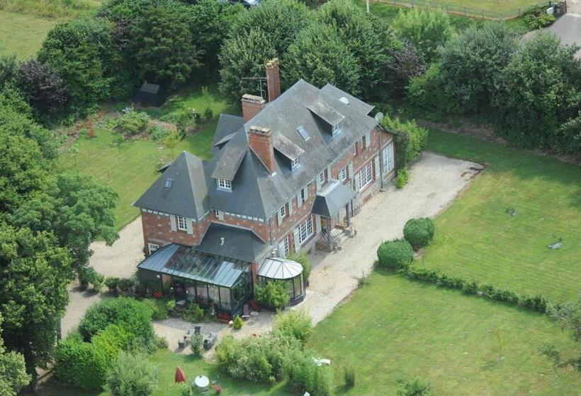 ベッドアンドブレックファースト Chambres D Hôtes & Spa Le Chat Chez Qui J Habite