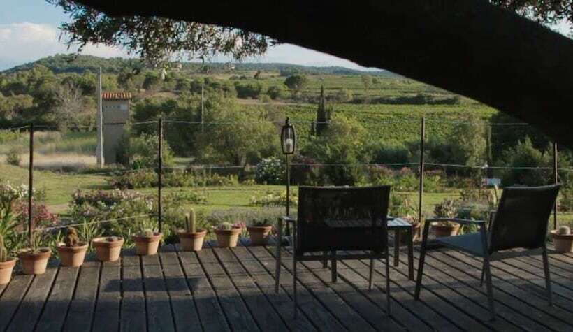 민박 Château La Sabine