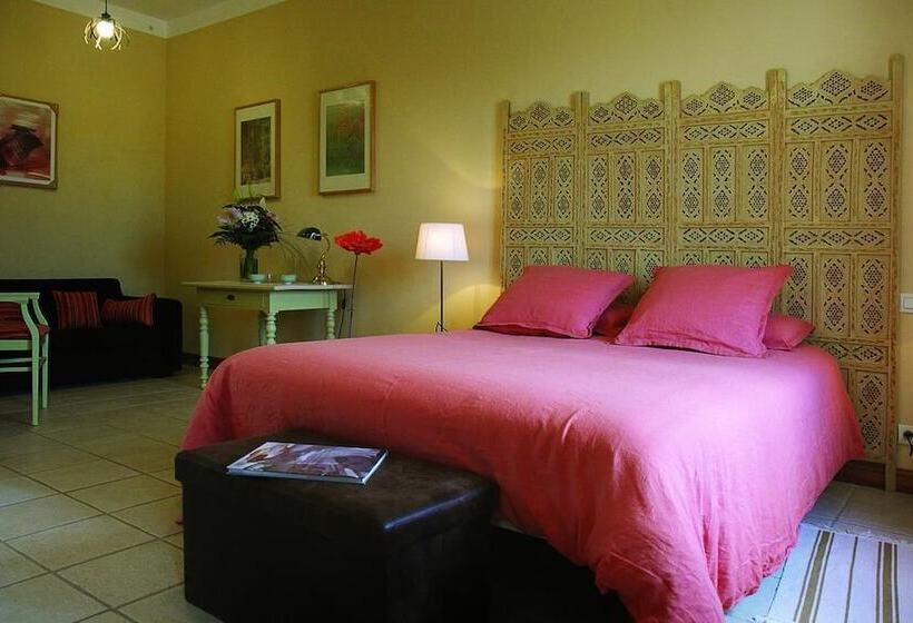 민박 Château La Sabine