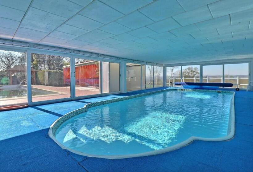 مبيت وإفطار Domaine De Hurlevent