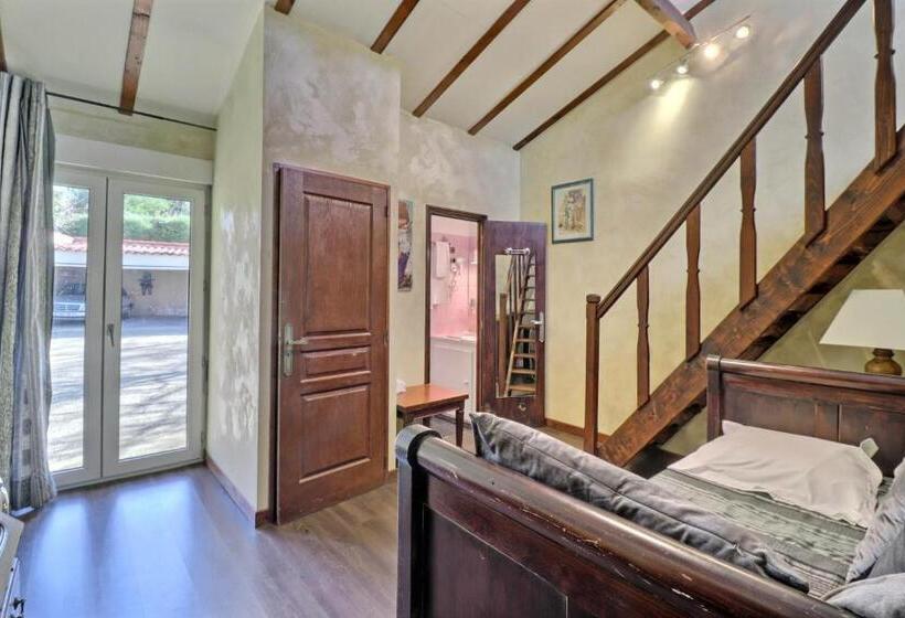 مبيت وإفطار Domaine De Hurlevent