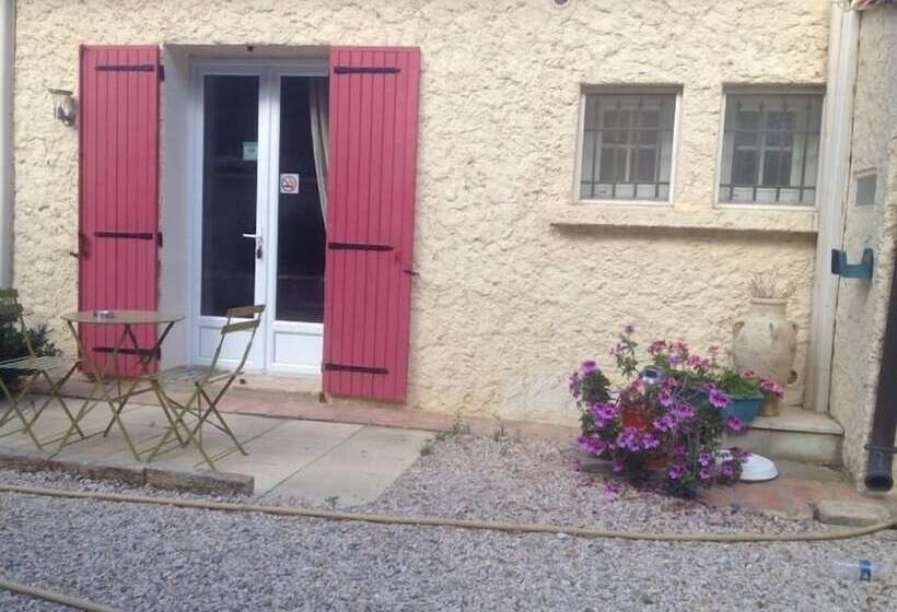 צימר La Combe Joseph