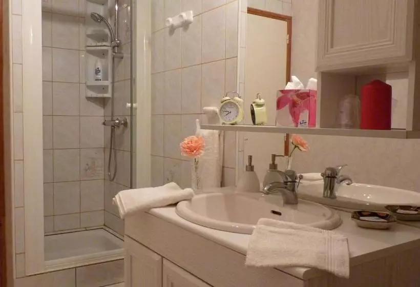 Aamiaismajoitus (B&B) La Trémière