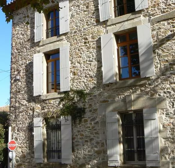 تختخواب و صبحانه Le Bobo