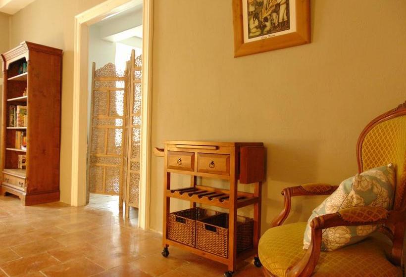 مبيت وإفطار Le Bobo