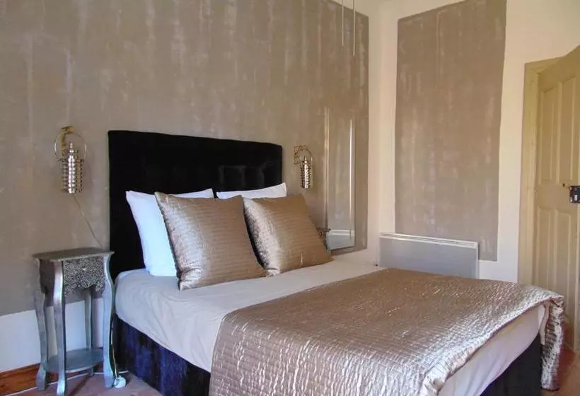 تختخواب و صبحانه Le Bobo