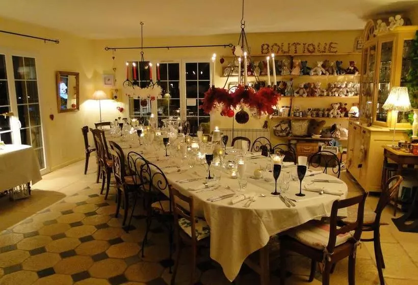تختخواب و صبحانه Le Clos Des 4 Saisons